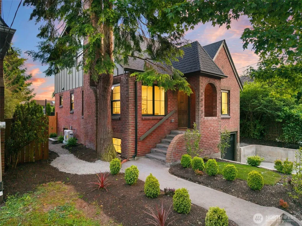 1013 NW 80th Street Seattle WA 98117