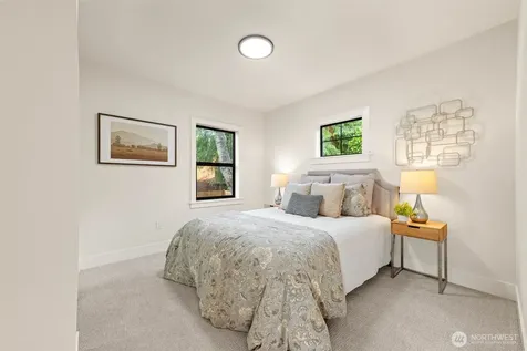 1013 NW 80th Street Seattle WA 98117