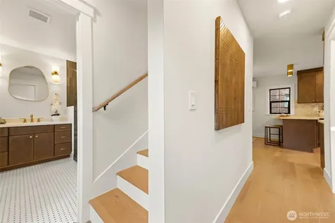 1013 NW 80th Street Seattle WA 98117