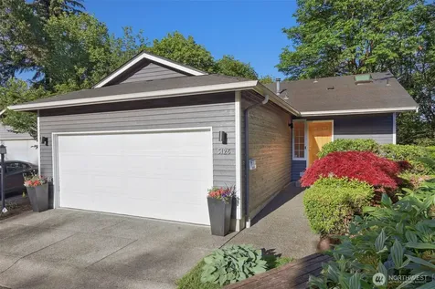 5126 S Garden Loop Road Seattle WA 98118