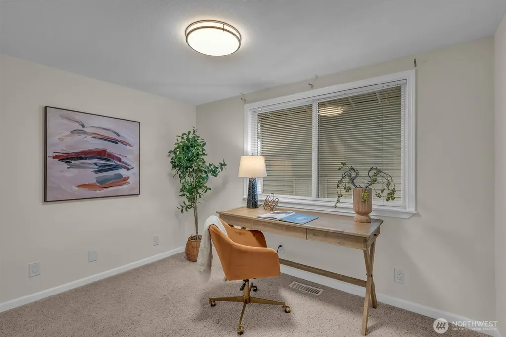 2102 15th Avenue Milton WA 98354