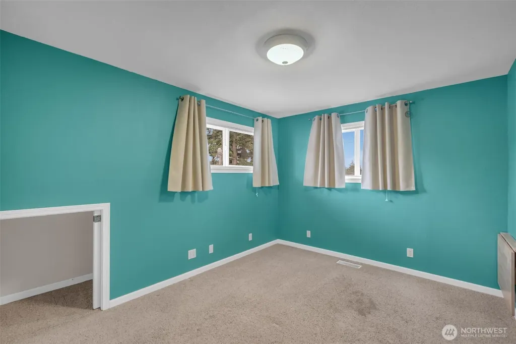 2102 15th Avenue Milton WA 98354