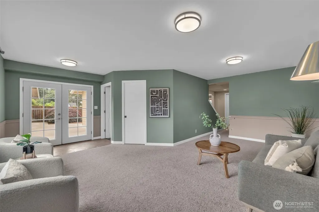 2102 15th Avenue Milton WA 98354