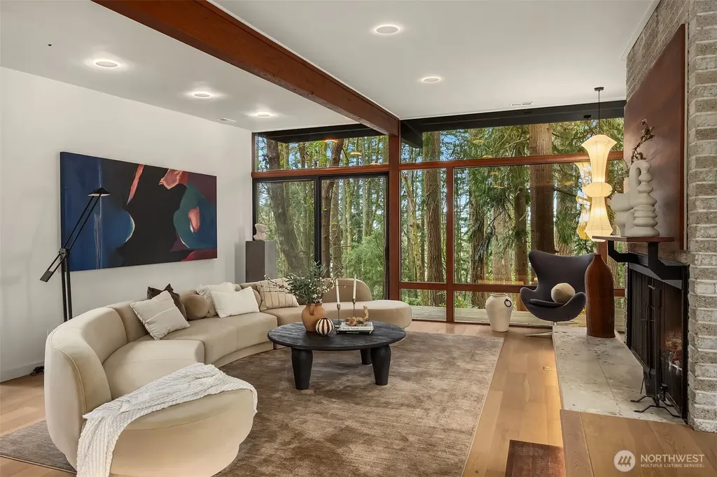 14841 SE 54th Street Bellevue WA 98006