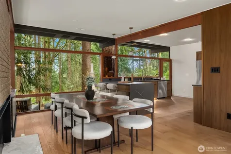 14841 SE 54th Street Bellevue WA 98006