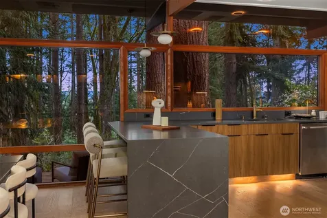 14841 SE 54th Street Bellevue WA 98006