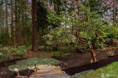 14841 SE 54th Street Bellevue WA 98006