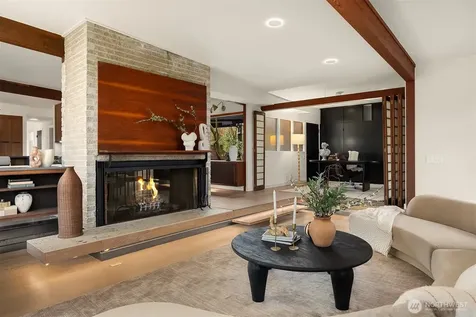 14841 SE 54th Street Bellevue WA 98006