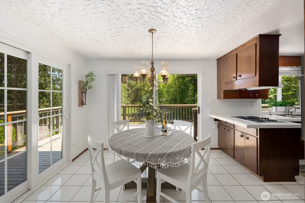 704 N Machias Road Lake Stevens WA 98258