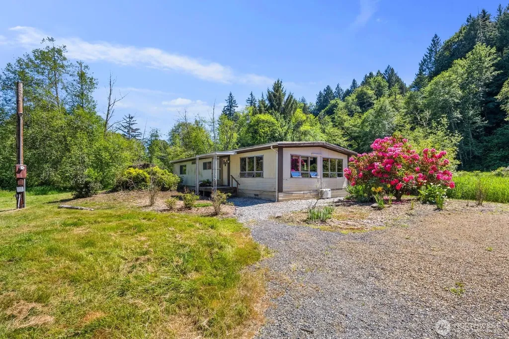 704 N Machias Road Lake Stevens WA 98258