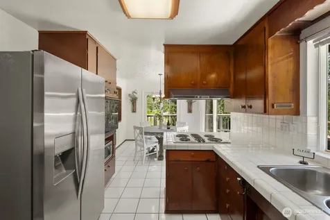 704 N Machias Road Lake Stevens WA 98258