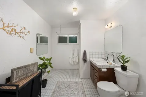 704 N Machias Road Lake Stevens WA 98258