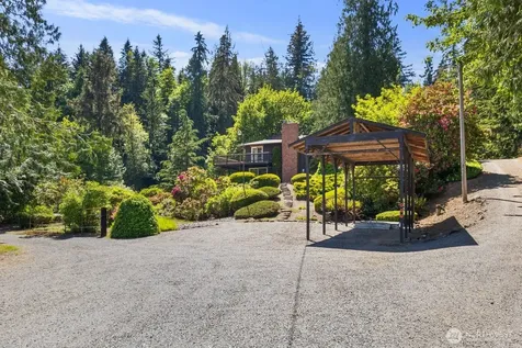 704 N Machias Road Lake Stevens WA 98258