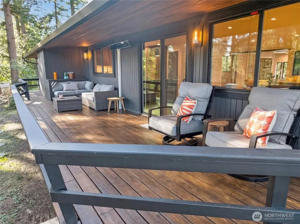 22016 Vine Road Brier WA 98036