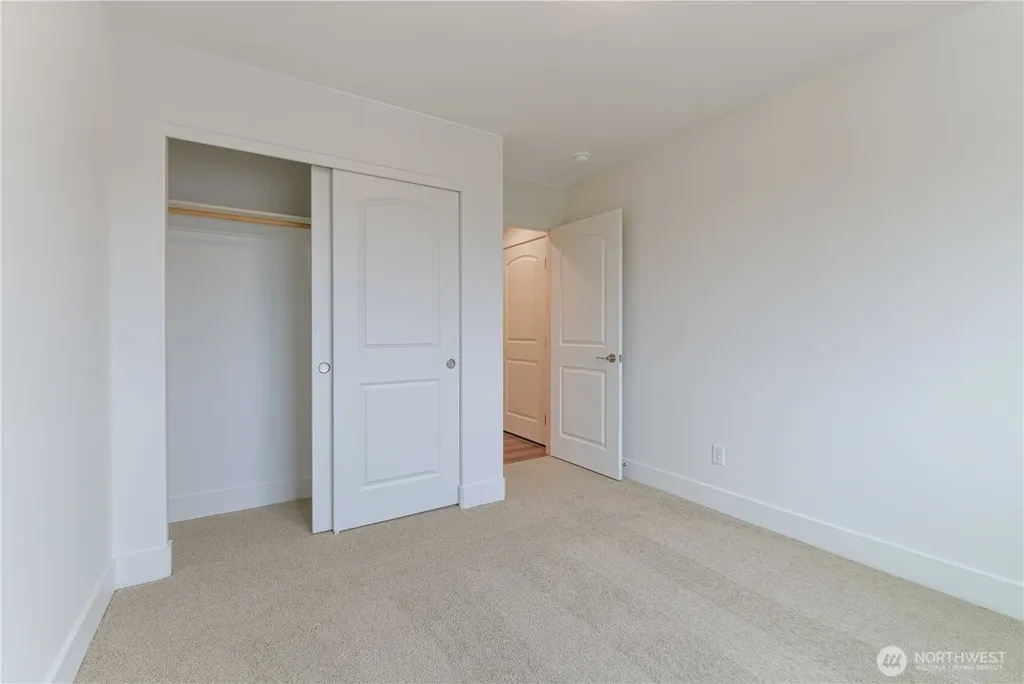 326 N Sandy Loop Moses Lake WA 98837