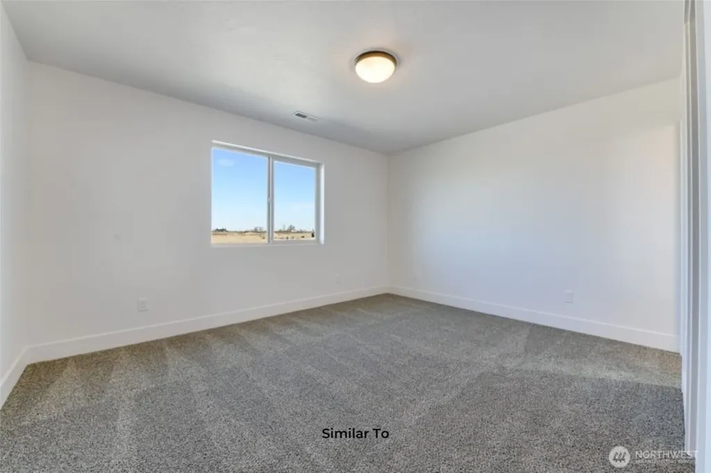 330 N Sandy Loop Moses Lake WA 98837