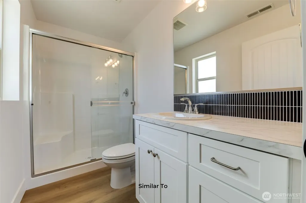 330 N Sandy Loop Moses Lake WA 98837