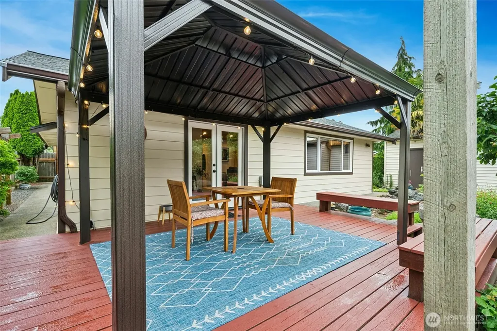 237 S 186th Street Burien WA 98148