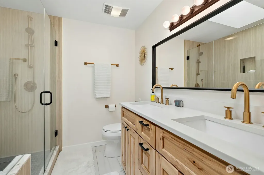 237 S 186th Street Burien WA 98148
