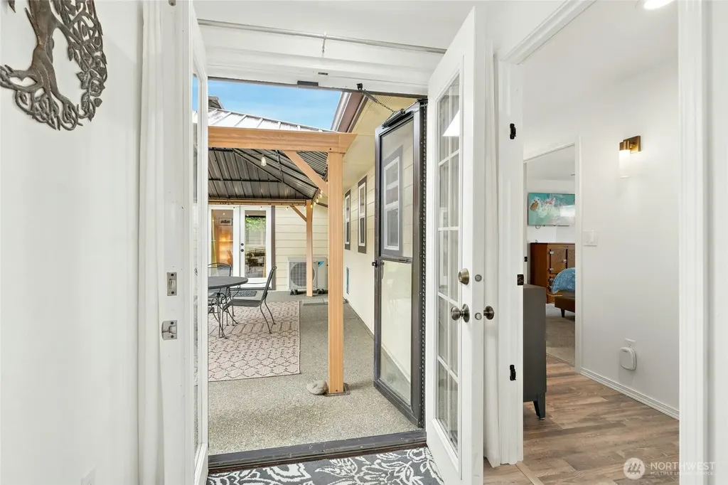 237 S 186th Street Burien WA 98148