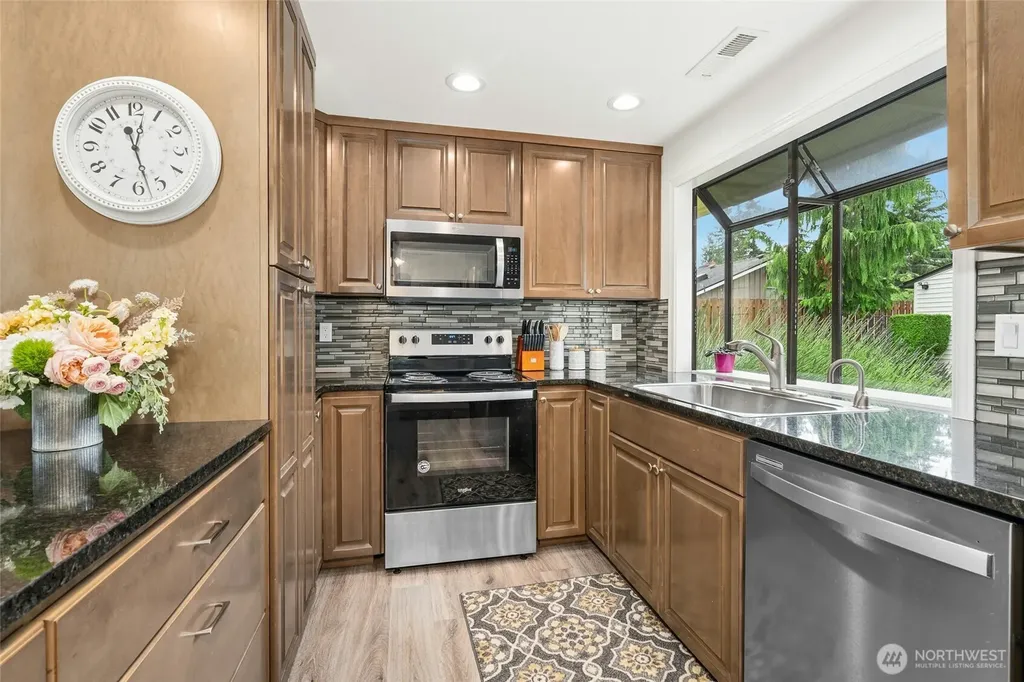 237 S 186th Street Burien WA 98148
