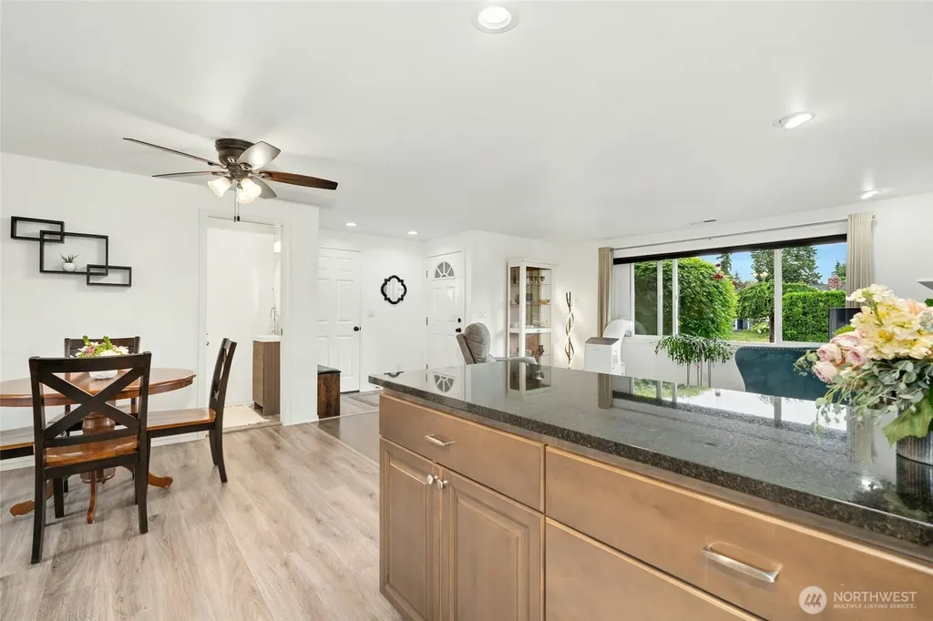 237 S 186th Street Burien WA 98148