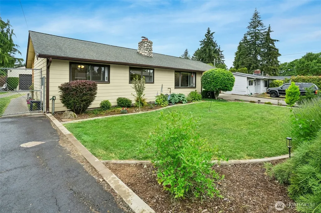 237 S 186th Street Burien WA 98148