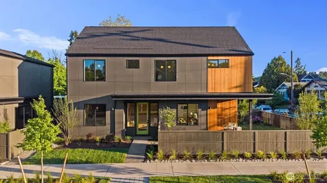 3305 S Hanford Street Seattle WA 98144