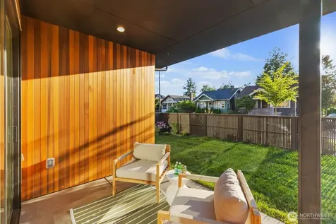 3305 S Hanford Street Seattle WA 98144
