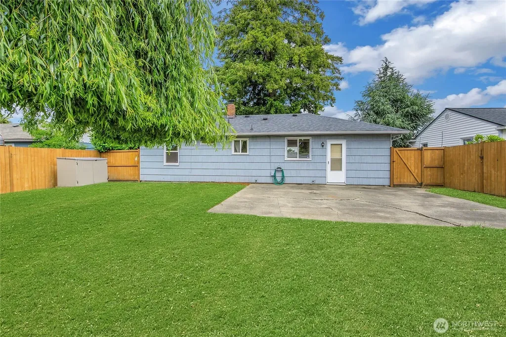 1812 S Sprague Avenue Tacoma WA 98405