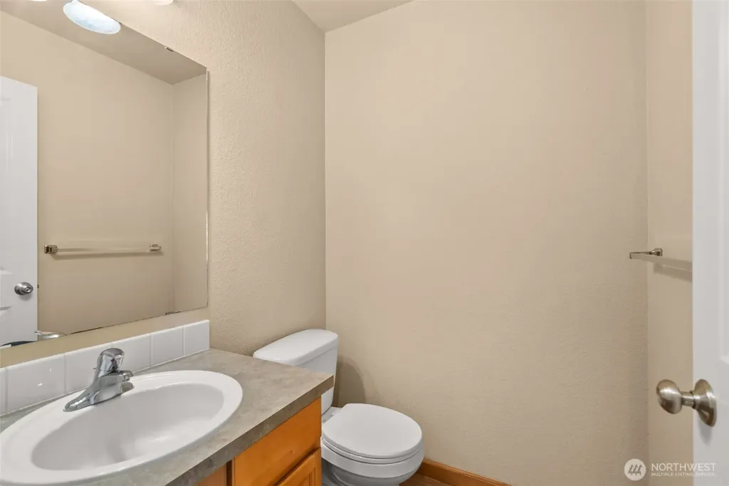 2905 Campus Prairie Loop NE Lacey WA 98516