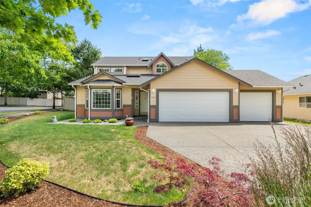 2905 Campus Prairie Loop NE Lacey WA 98516