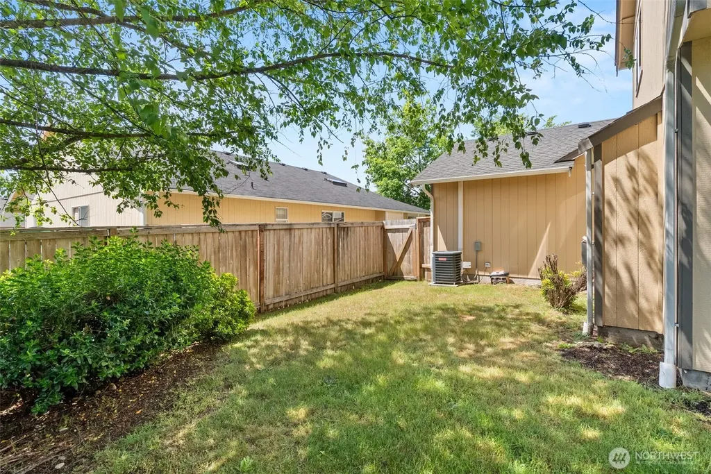 2905 Campus Prairie Loop NE Lacey WA 98516