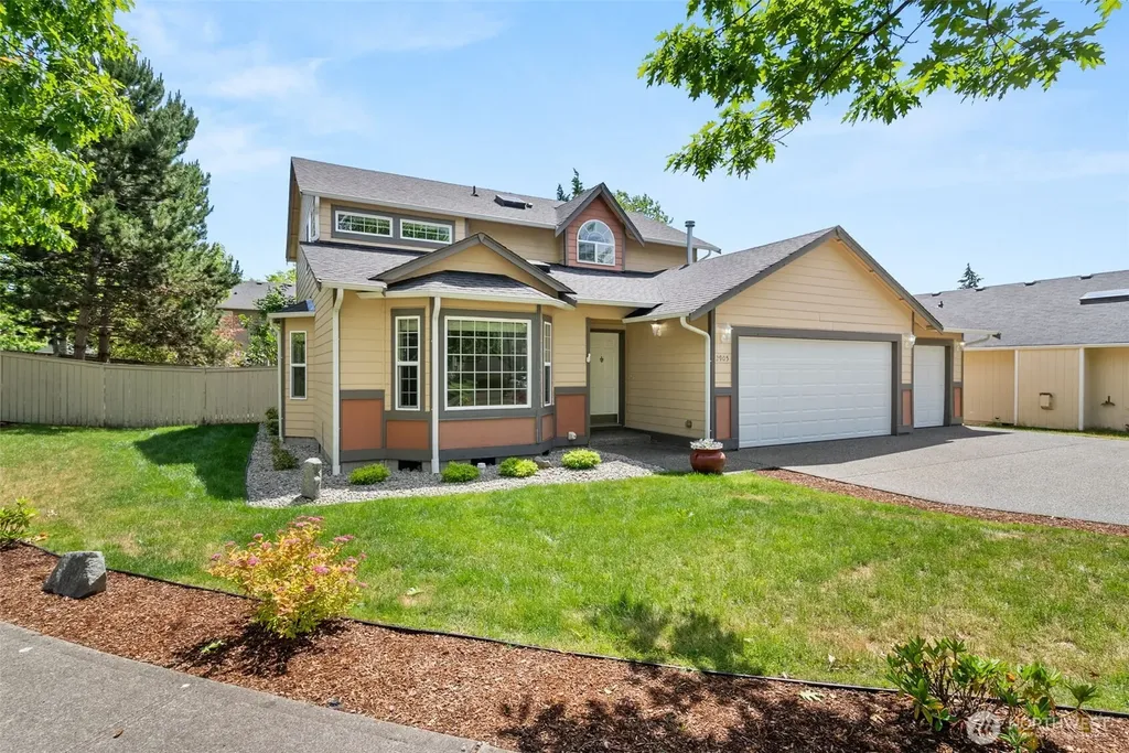 2905 Campus Prairie Loop NE Lacey WA 98516
