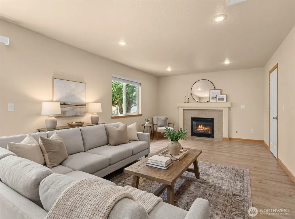 2905 Campus Prairie Loop NE Lacey WA 98516