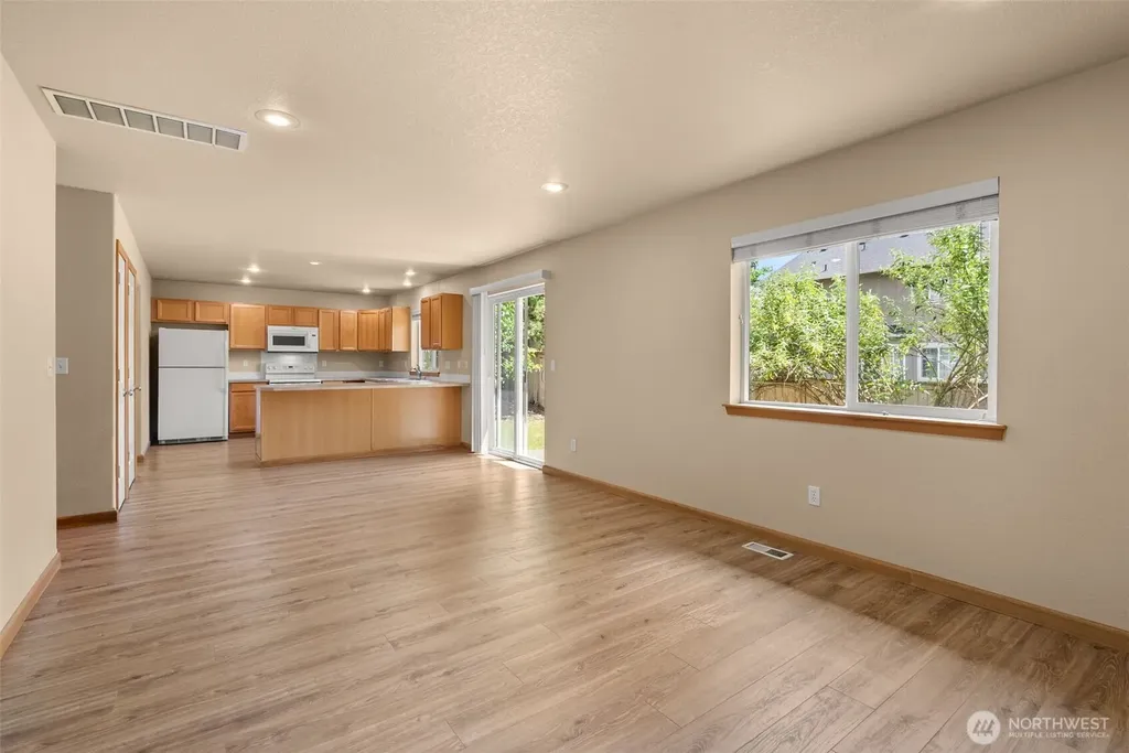 2905 Campus Prairie Loop NE Lacey WA 98516