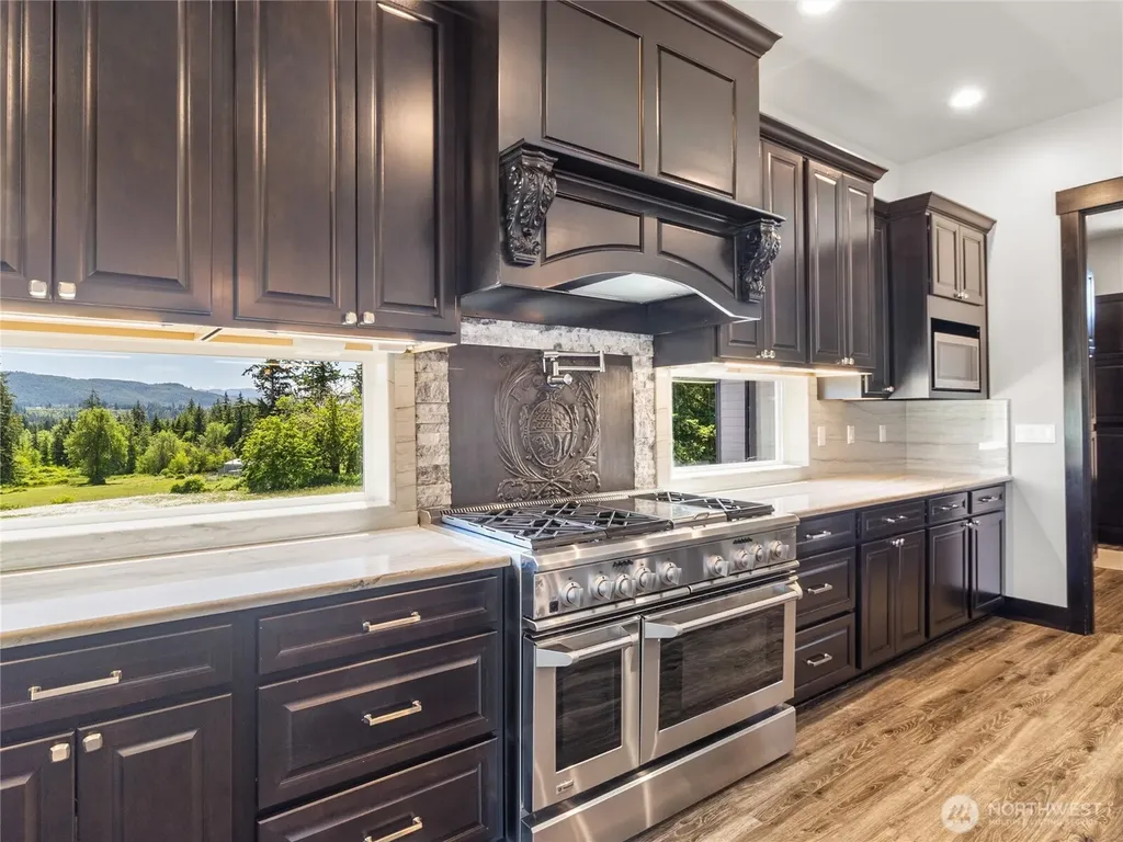 10308 400th Street E Eatonville WA 98328