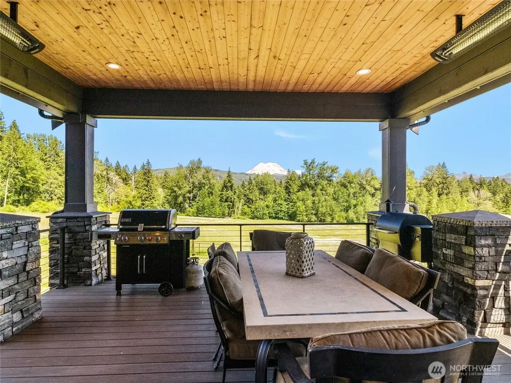 10308 400th Street E Eatonville WA 98328