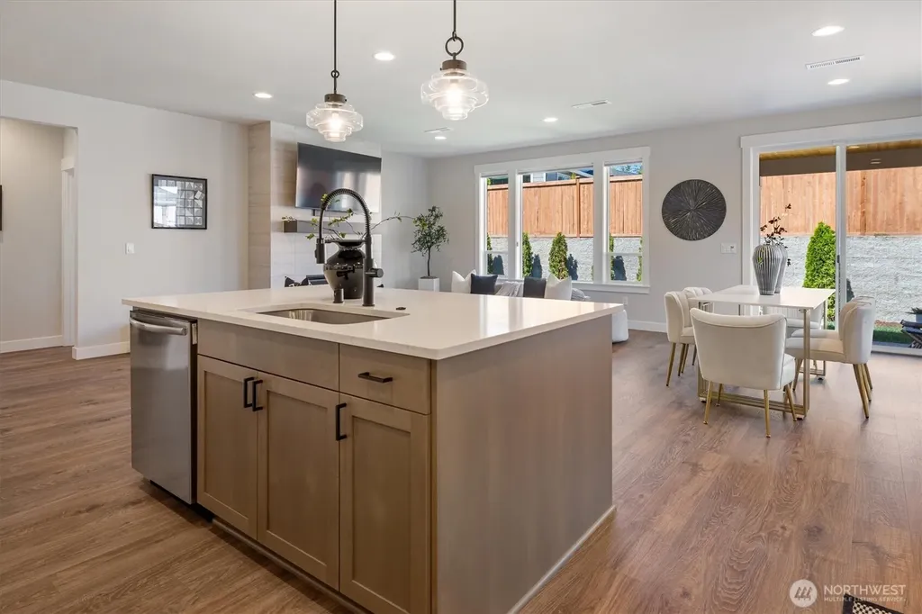 6392 Great Glen Road SW Port Orchard WA 98367