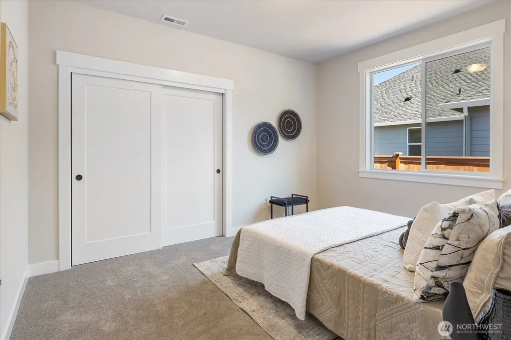 6392 Great Glen Road SW Port Orchard WA 98367
