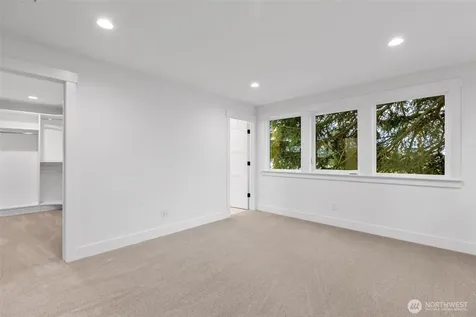 11054 2nd Avenue NW Seattle WA 98177