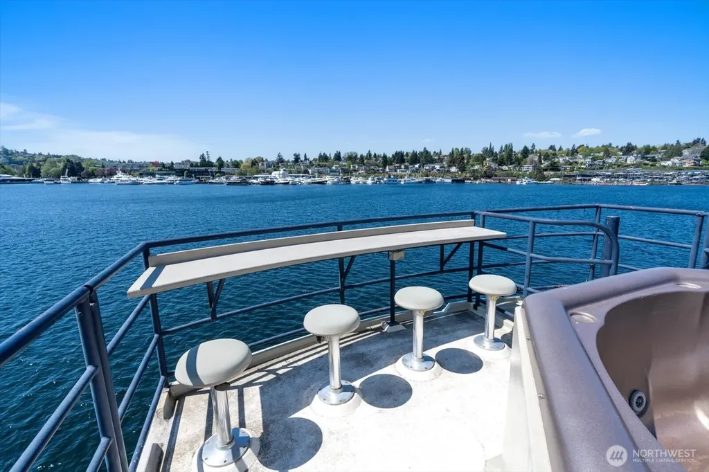11 E Allison Street Seattle WA 98102