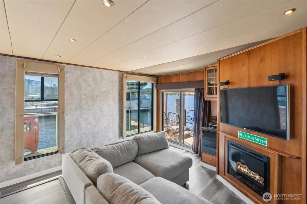 11 E Allison Street Seattle WA 98102