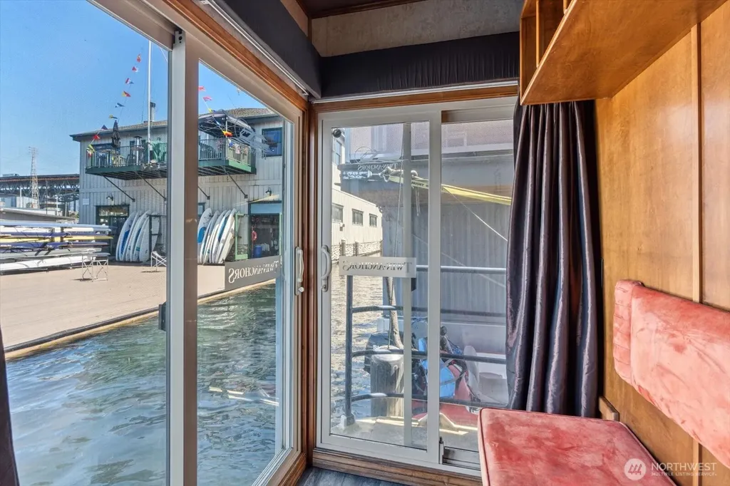 11 E Allison Street Seattle WA 98102