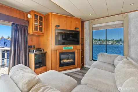 11 E Allison Street Seattle WA 98102