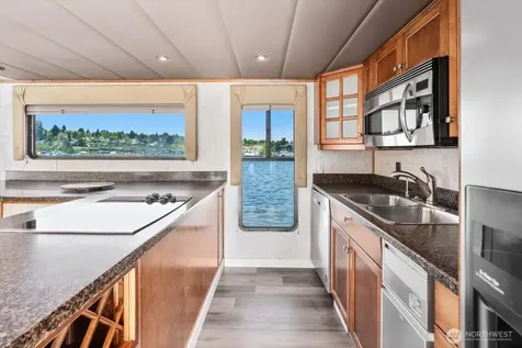 11 E Allison Street Seattle WA 98102