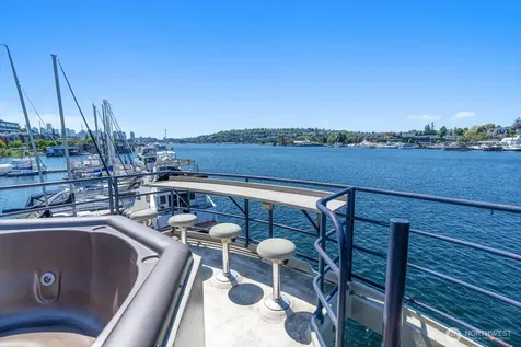 11 E Allison Street Seattle WA 98102
