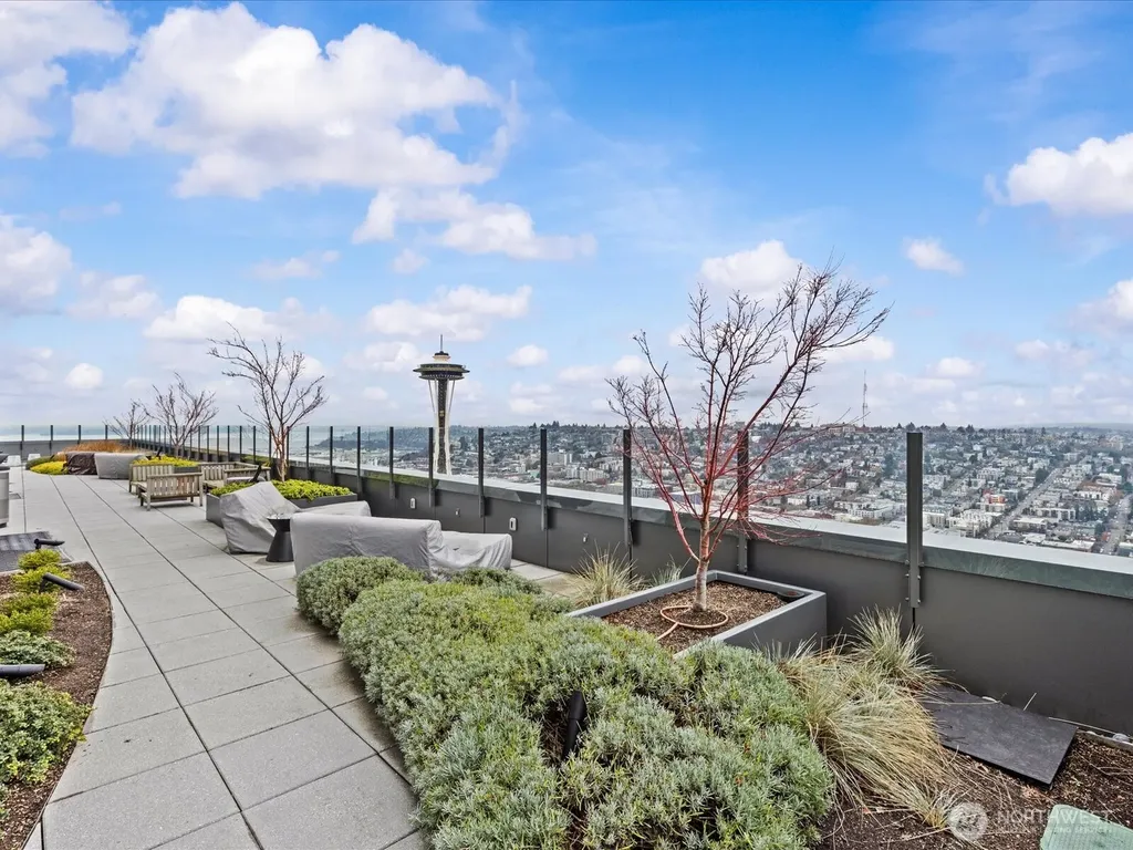 2510 6th Avenue Seattle WA 98121