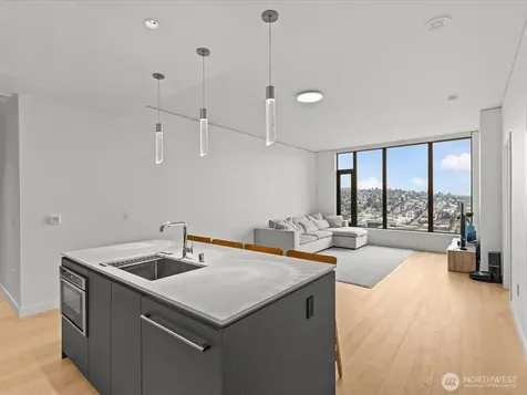 2510 6th Avenue Seattle WA 98121