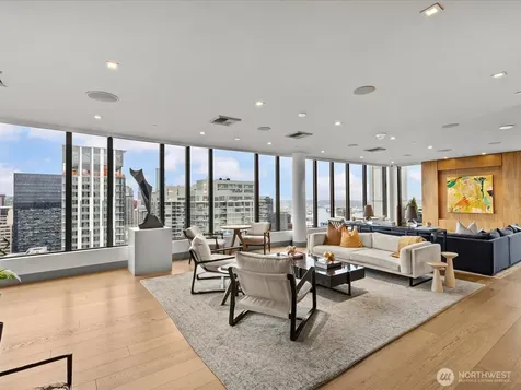 2510 6th Avenue Seattle WA 98121